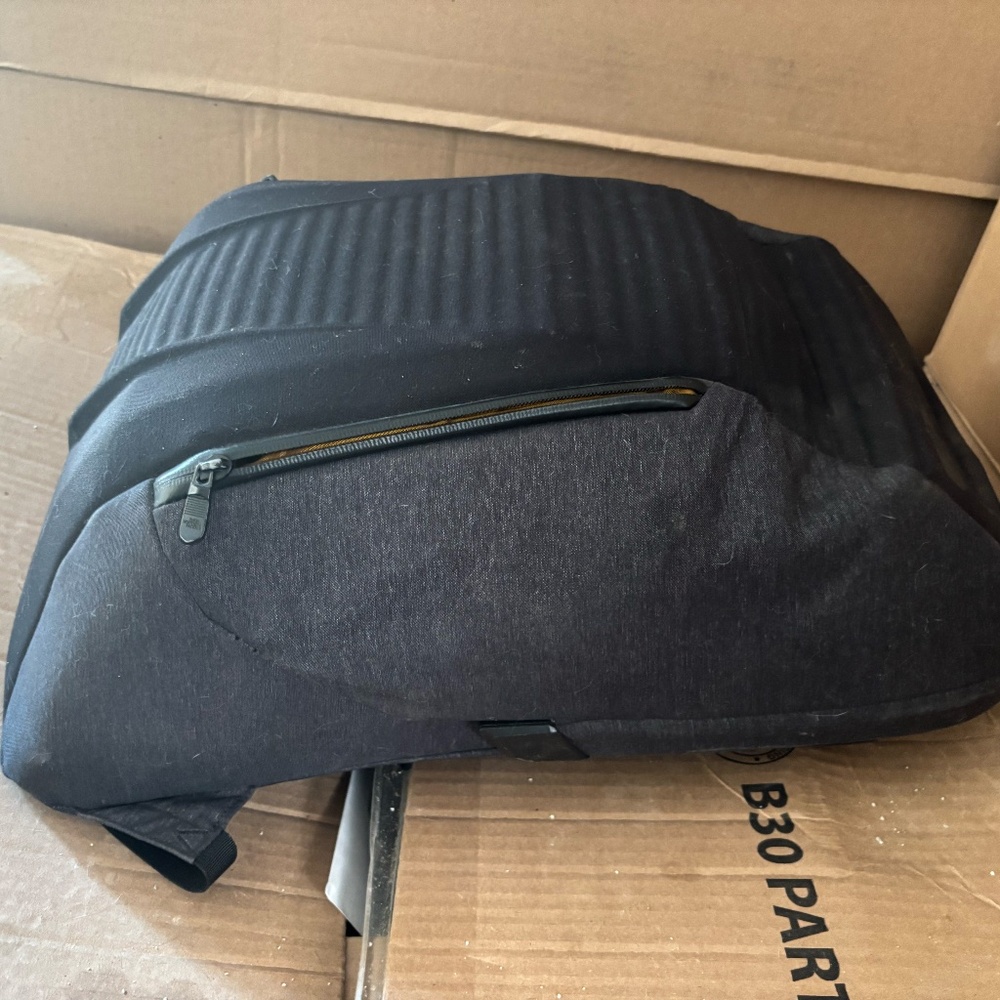Vintage North Face Access Commuter Backpack - $100 (Laguna Niguel)